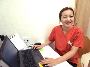 専用個室でカウンセリング - アットホーム彦根歯科
